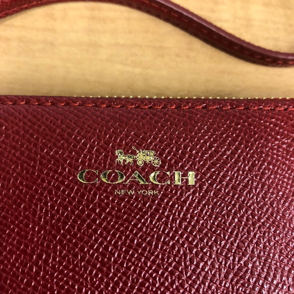 Authentic Coach Red Wristlet - Picture 2 of 5